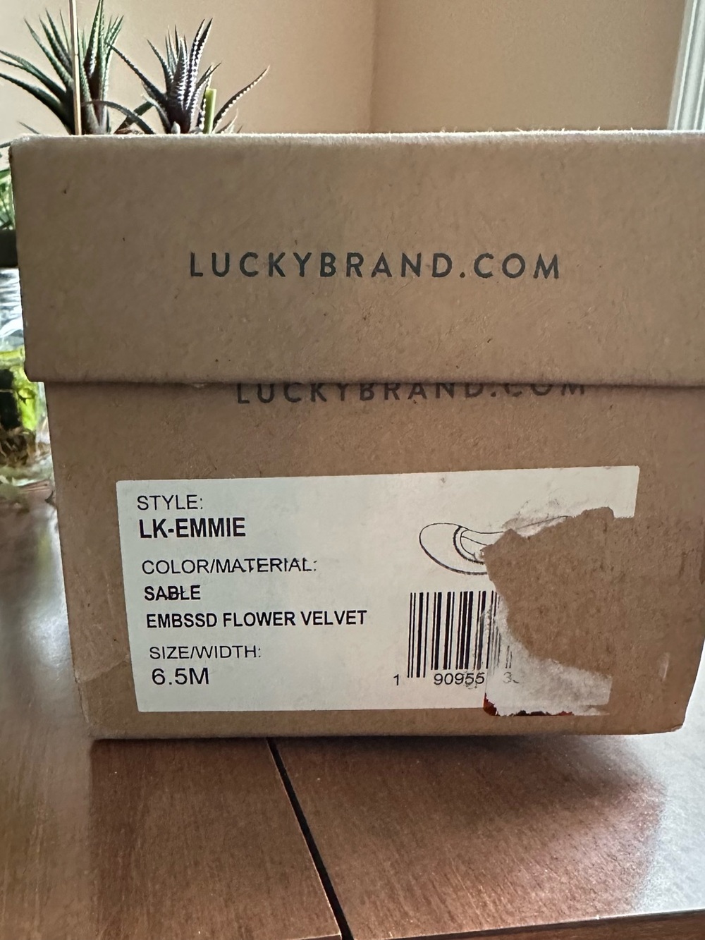 Lucky Brand LK-EMMIE Sable Velvet Flats